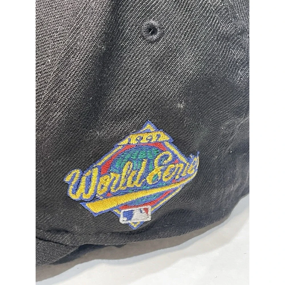 New Era note hat